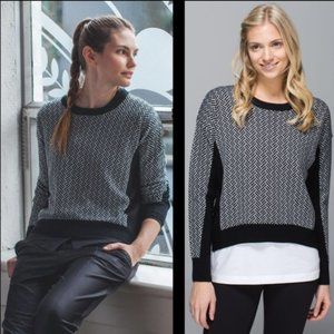 New lululemon Yogi 100% merino wool houndstooth colorblock crewneck knit sweater